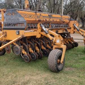 Agrometal MX de 23 a 21 cm Año 2002.