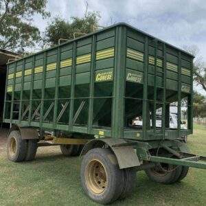 Tolva Silera Marca Conese de 20 TT Cubiertas sin cámara. Muy buen estado!!!